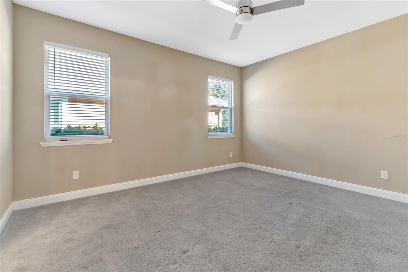 549 CHAMPION RIDGE DR, DAYTONA BEACH, FL, 32124