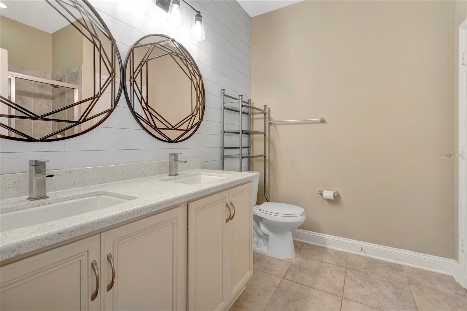 549 CHAMPION RIDGE DR, DAYTONA BEACH, FL, 32124