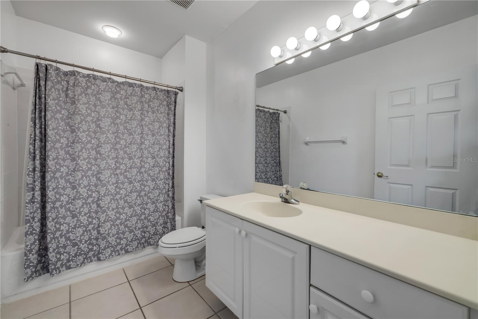 415 BOUCHELLE DR, NEW SMYRNA BEACH, FL, 32169