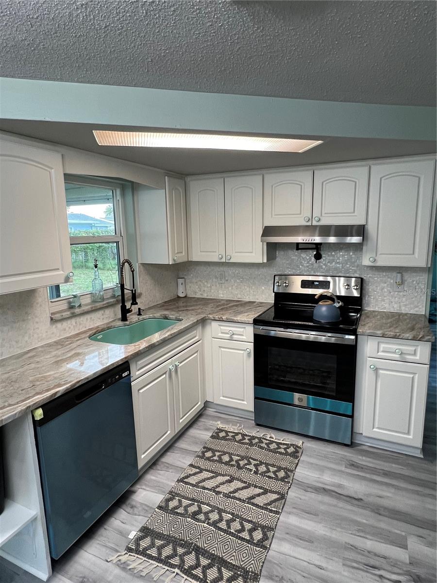 7121 ROCKWOOD DR, PORT RICHEY, FL, 34668