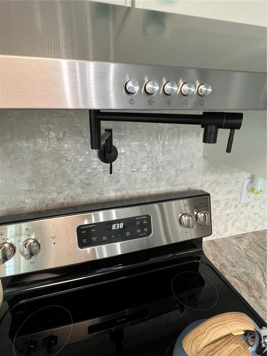 7121 ROCKWOOD DR, PORT RICHEY, FL, 34668