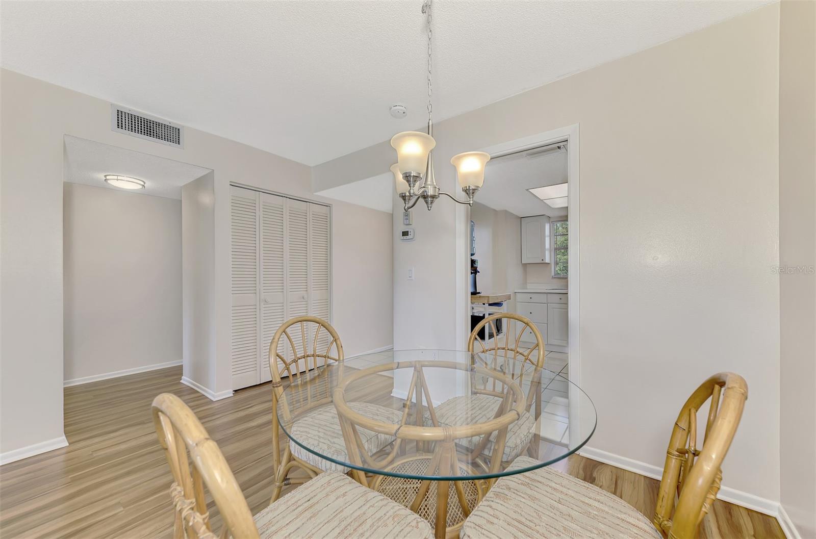 102 CAPRI ISLES BLVD #206, VENICE, FL, 34292