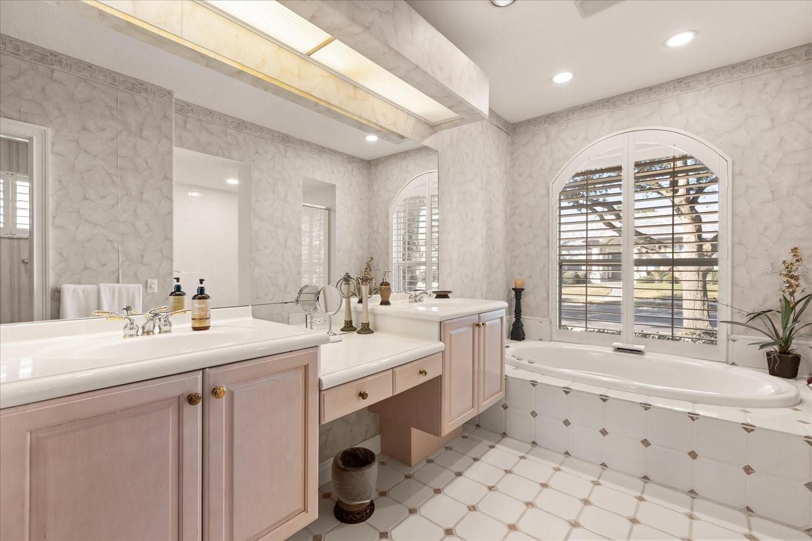 253 PROMENADE CIR, LAKE MARY, FL, 32746