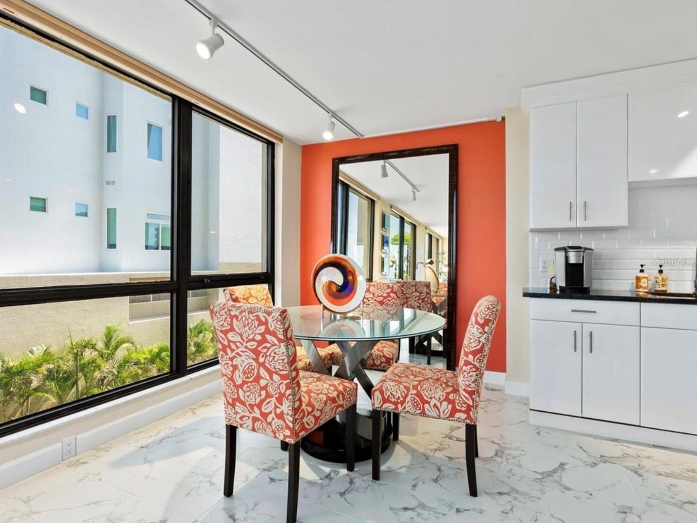 707 S GULFSTREAM AVE #301, SARASOTA, FL, 34236