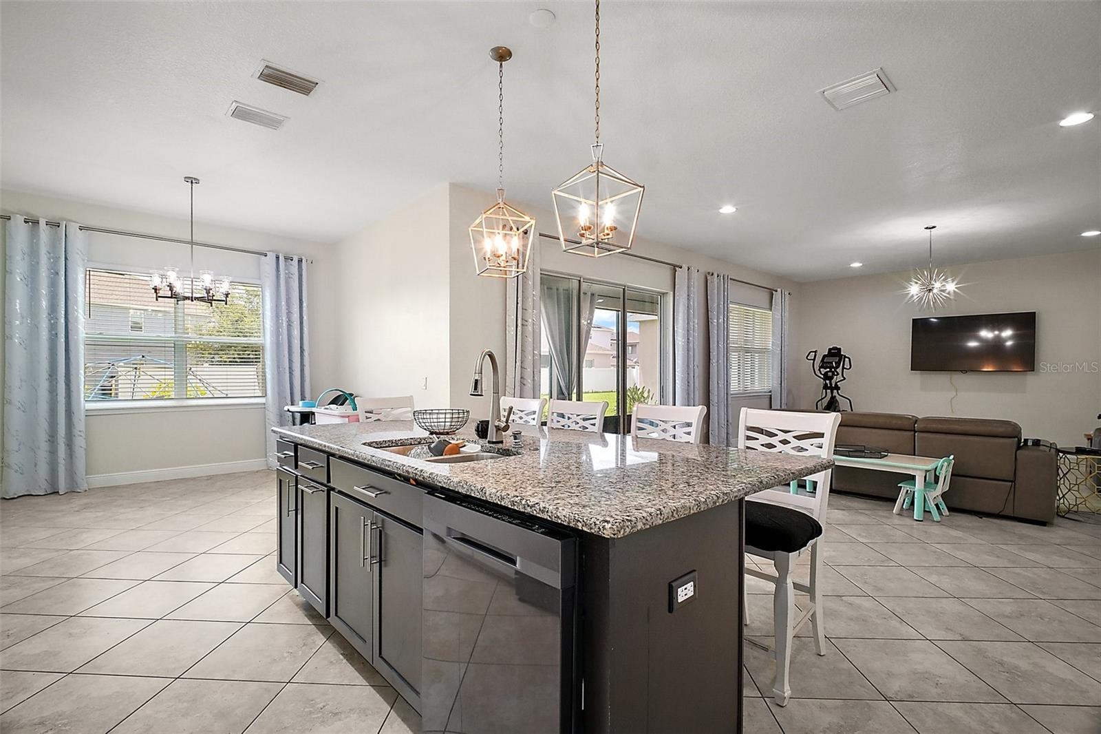 9153 CARMELA AVE, DAVENPORT, FL, 33897