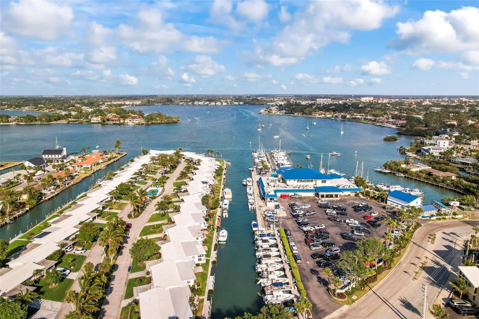 1555 TARPON CENTER DR #135, VENICE, FL, 34285