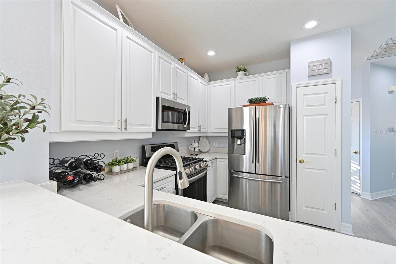 9712 SEA TURTLE TER #201, BRADENTON, FL, 34212