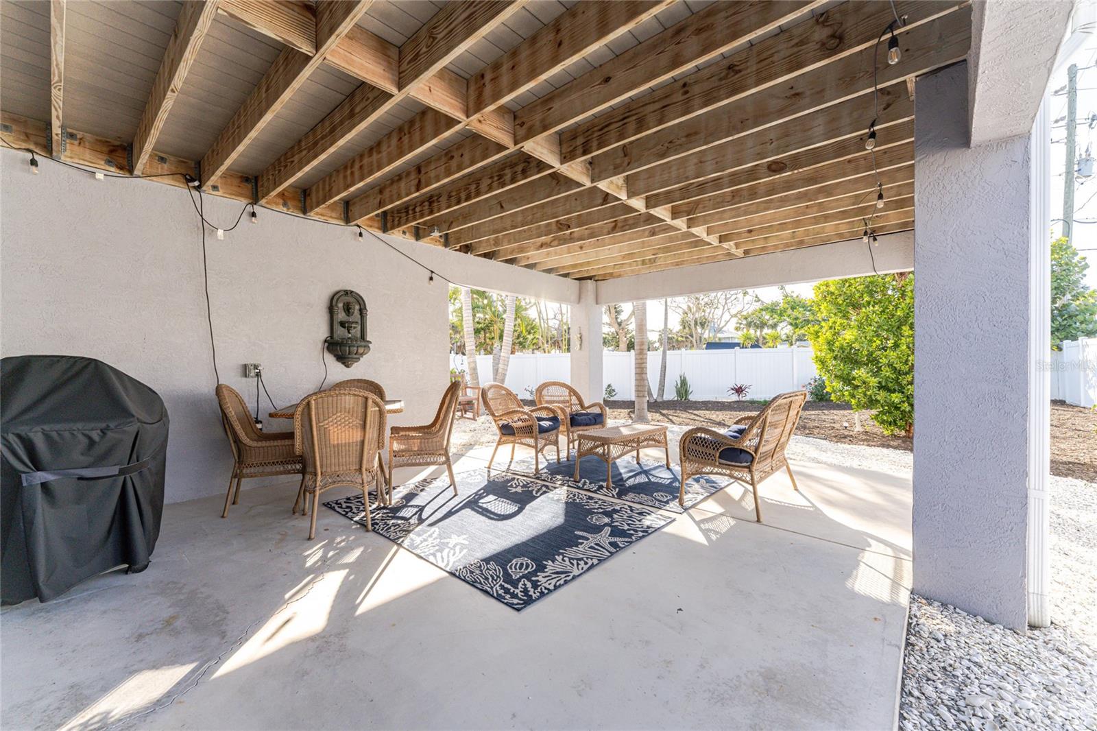 2845 N BEACH RD, ENGLEWOOD, FL, 34223