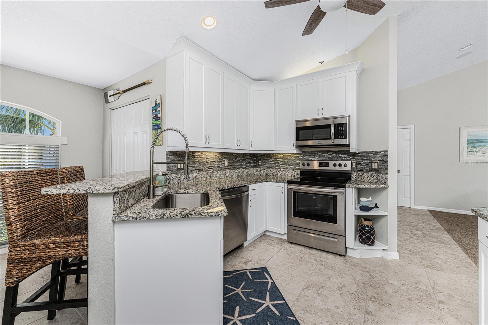 2845 N BEACH RD, ENGLEWOOD, FL, 34223