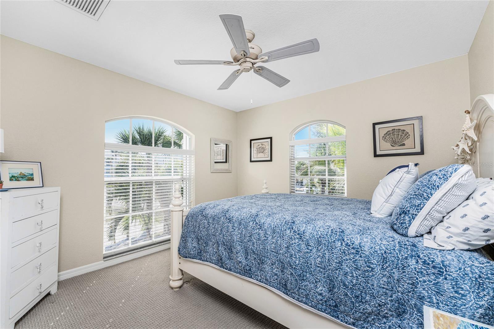 2845 N BEACH RD, ENGLEWOOD, FL, 34223