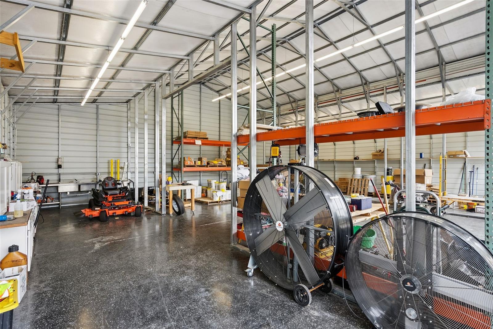 160 LUSH LN, DELTONA, FL, 32738