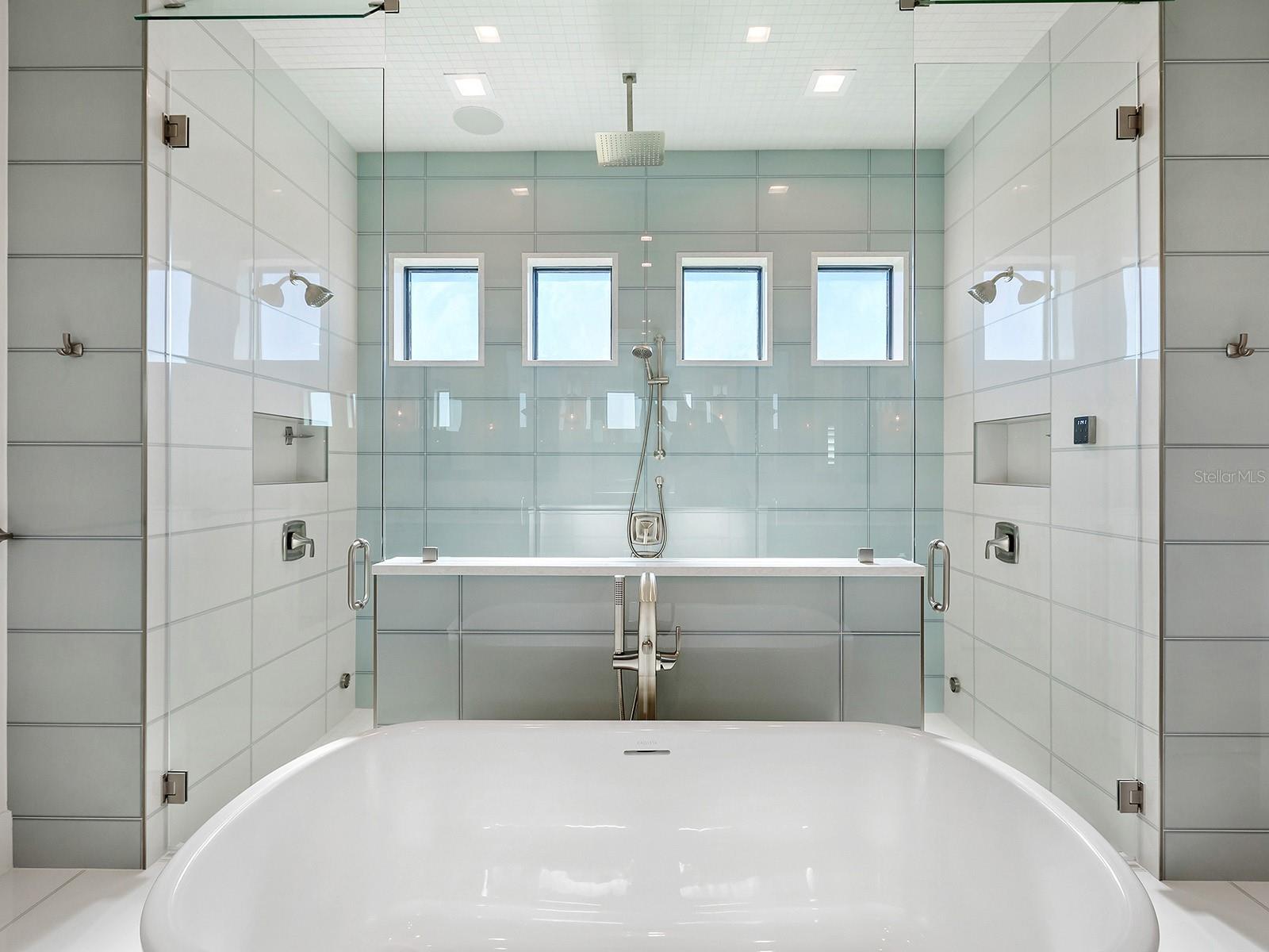 A4680935 Property Photo