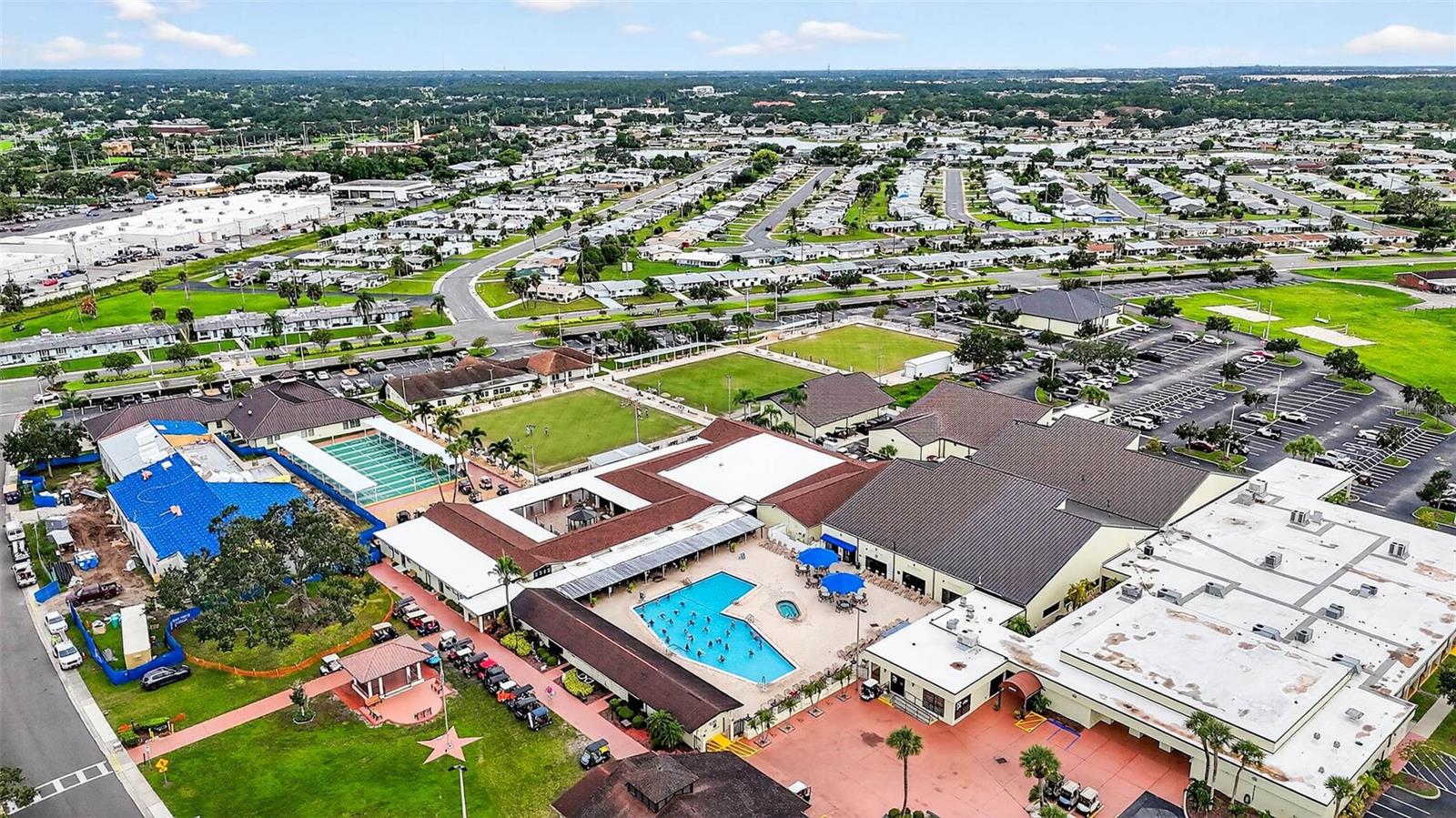 2447 E DEL WEBB BLVD, SUN CITY CENTER, FL, 33573