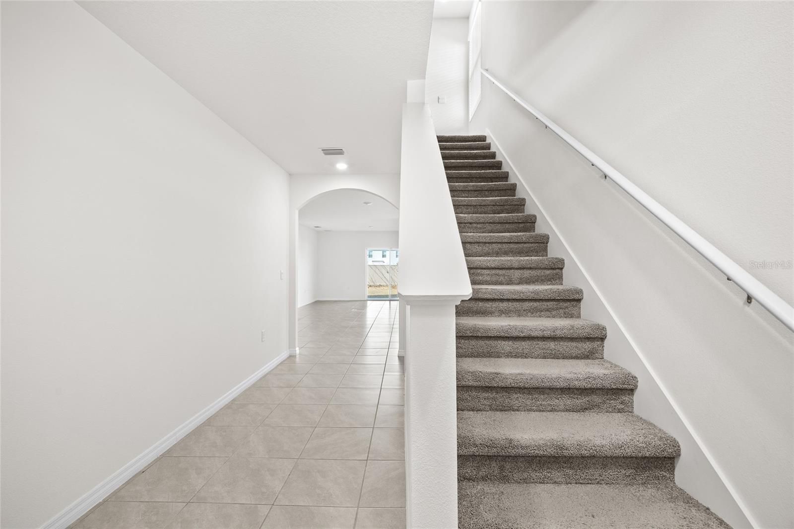 9176 FORGE BREEZE LOOP, WESLEY CHAPEL, FL, 33545