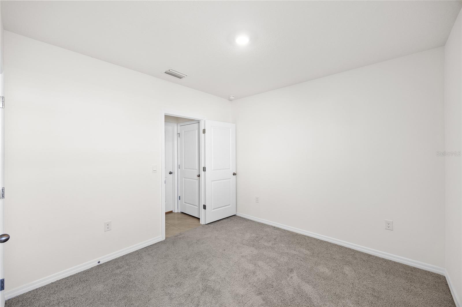 9176 FORGE BREEZE LOOP, WESLEY CHAPEL, FL, 33545