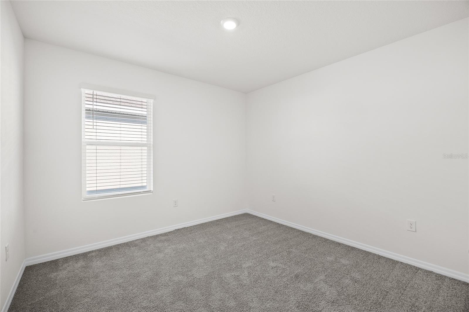 9176 FORGE BREEZE LOOP, WESLEY CHAPEL, FL, 33545