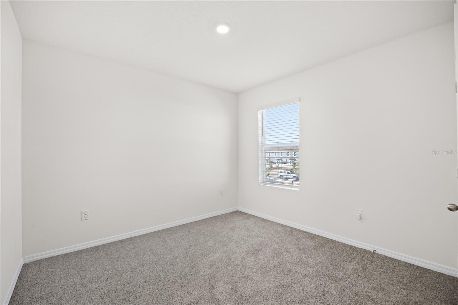 9176 FORGE BREEZE LOOP, WESLEY CHAPEL, FL, 33545