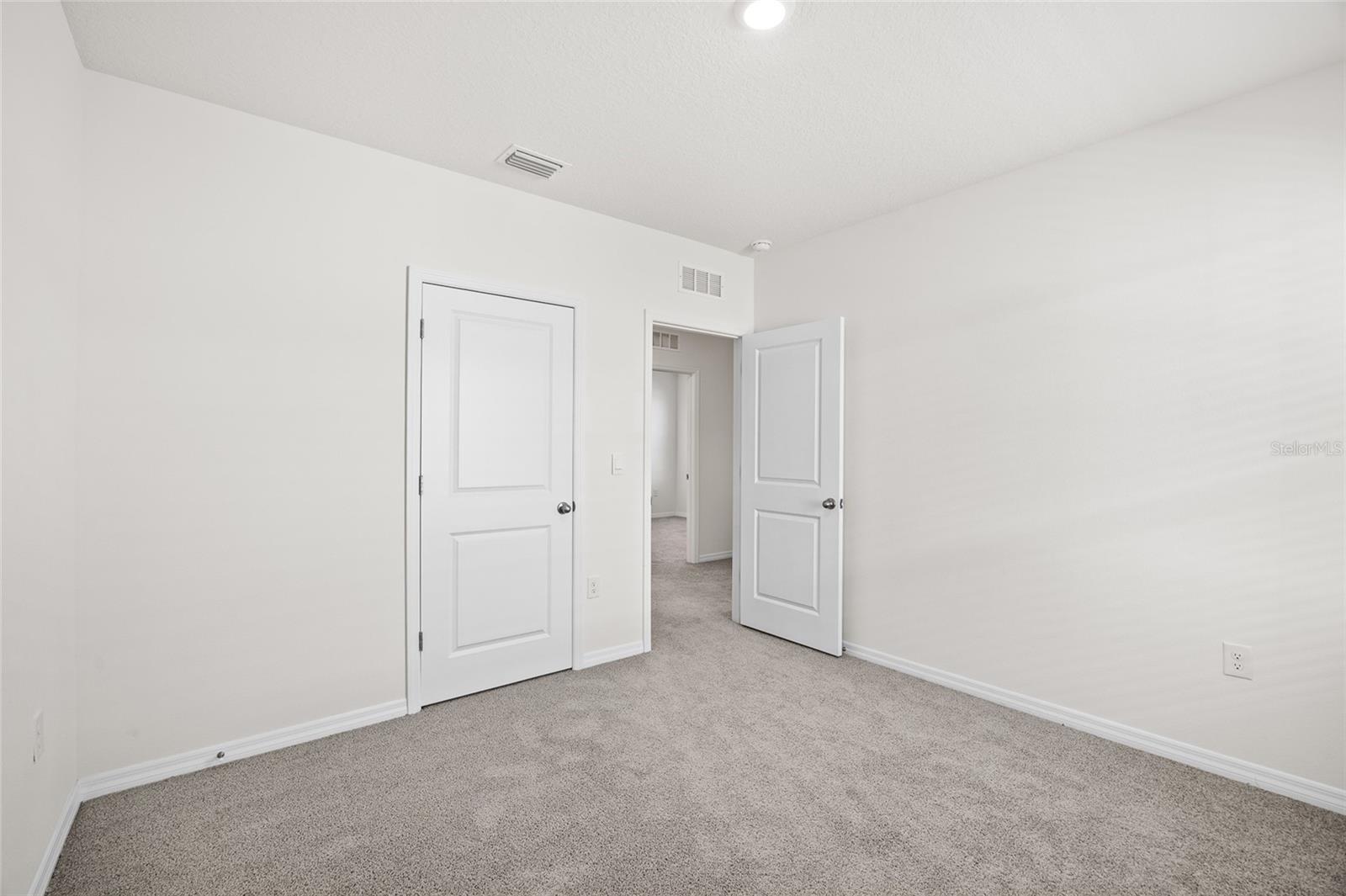 9176 FORGE BREEZE LOOP, WESLEY CHAPEL, FL, 33545