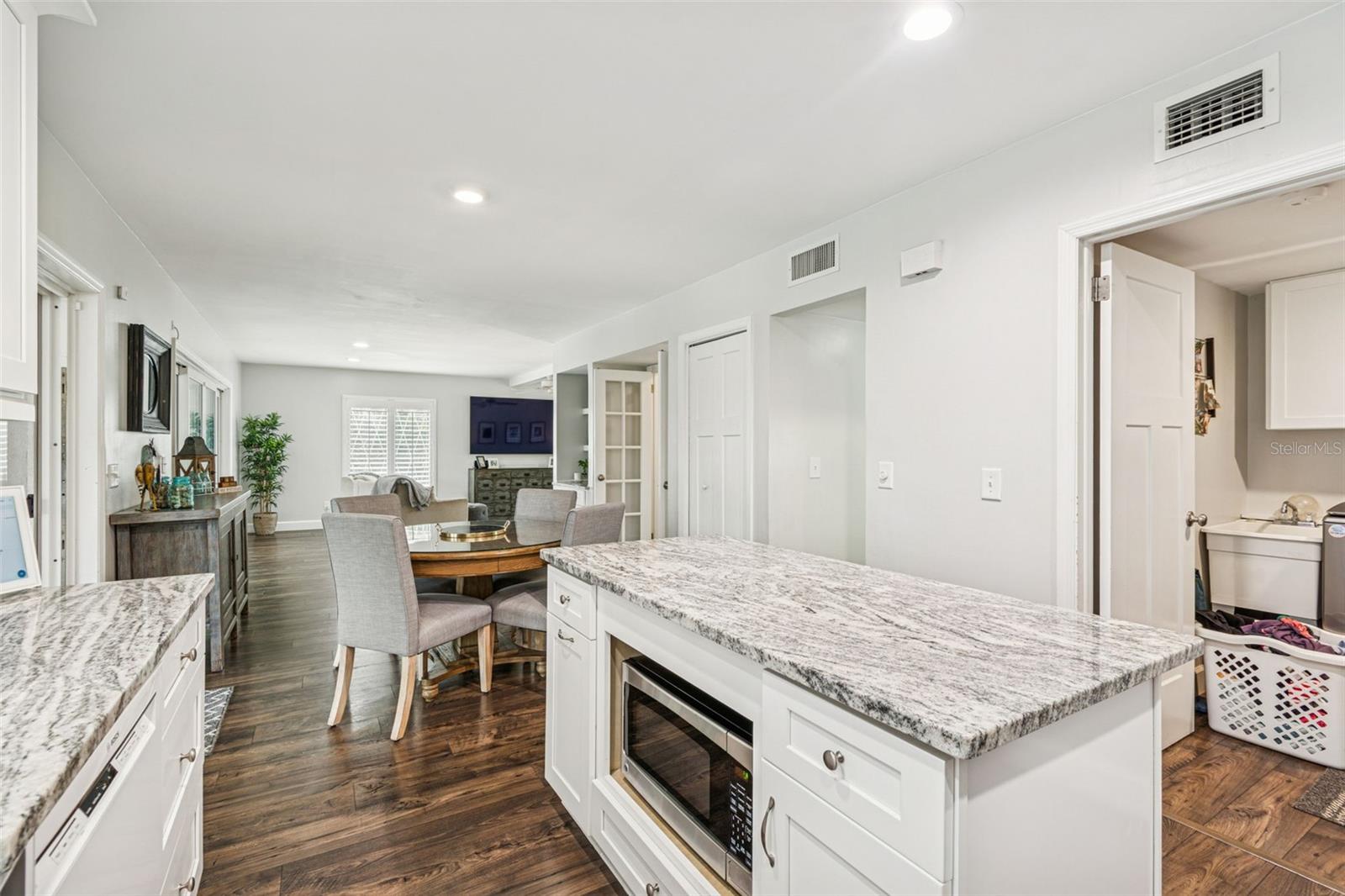 11713 PHOENIX CIR, TAMPA, FL, 33618