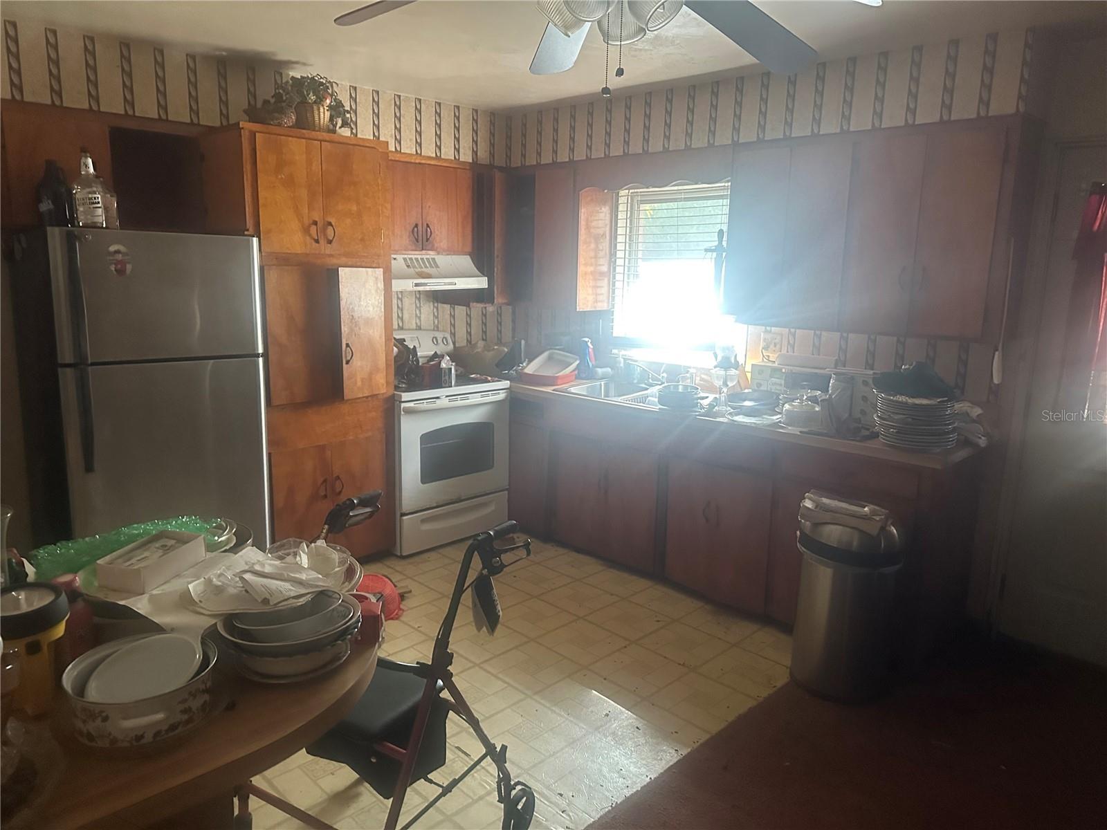 1201 N GALLOWAY RD, LAKELAND, FL, 33810