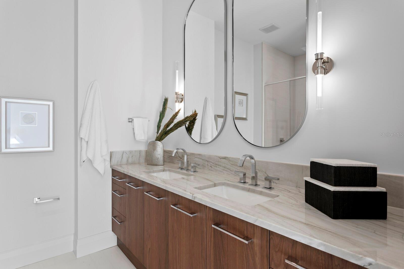 TB8471709 Property Photo