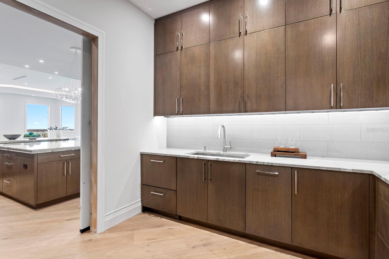 TB8471709 Property Photo