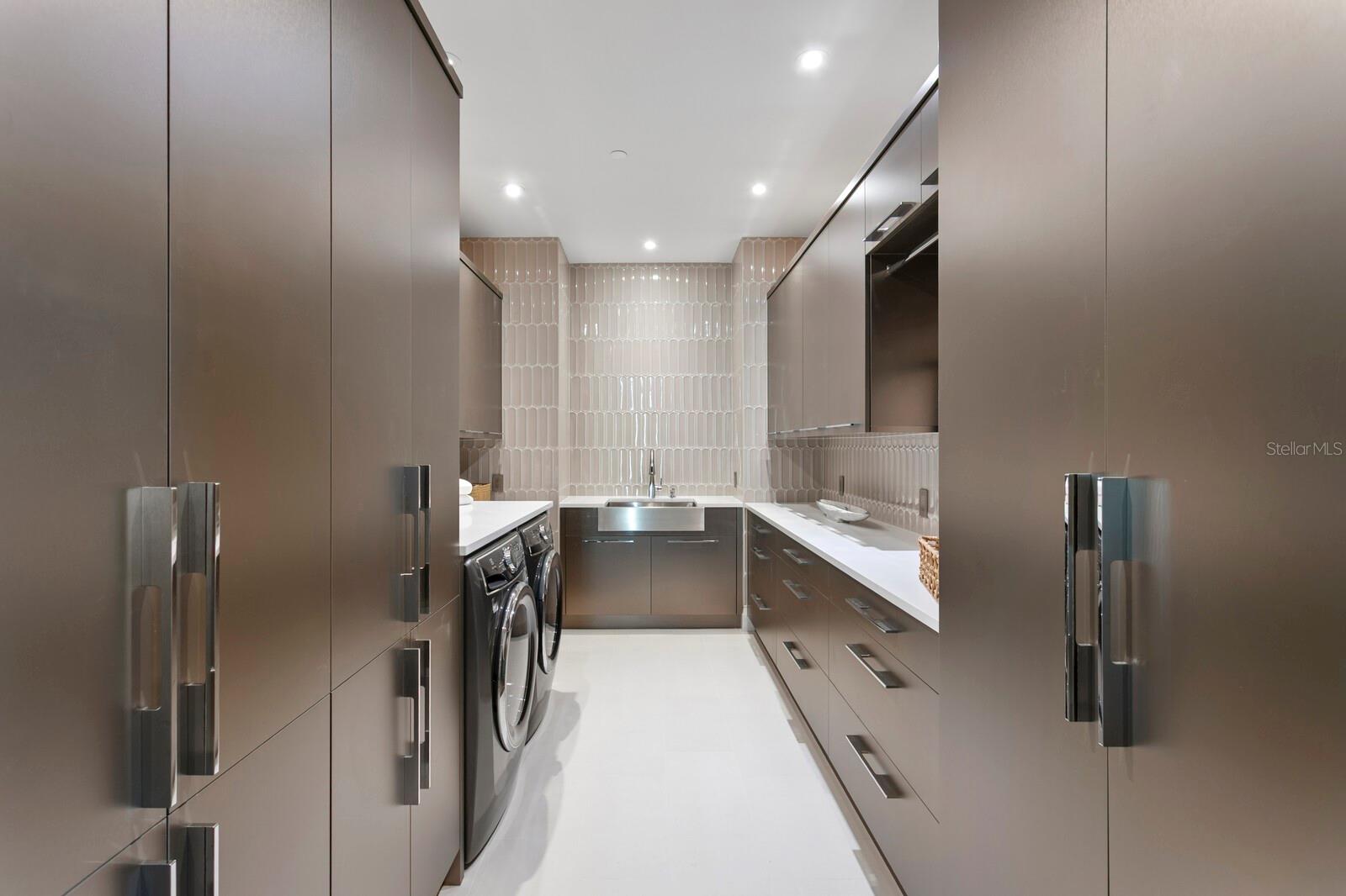 TB8471709 Property Photo