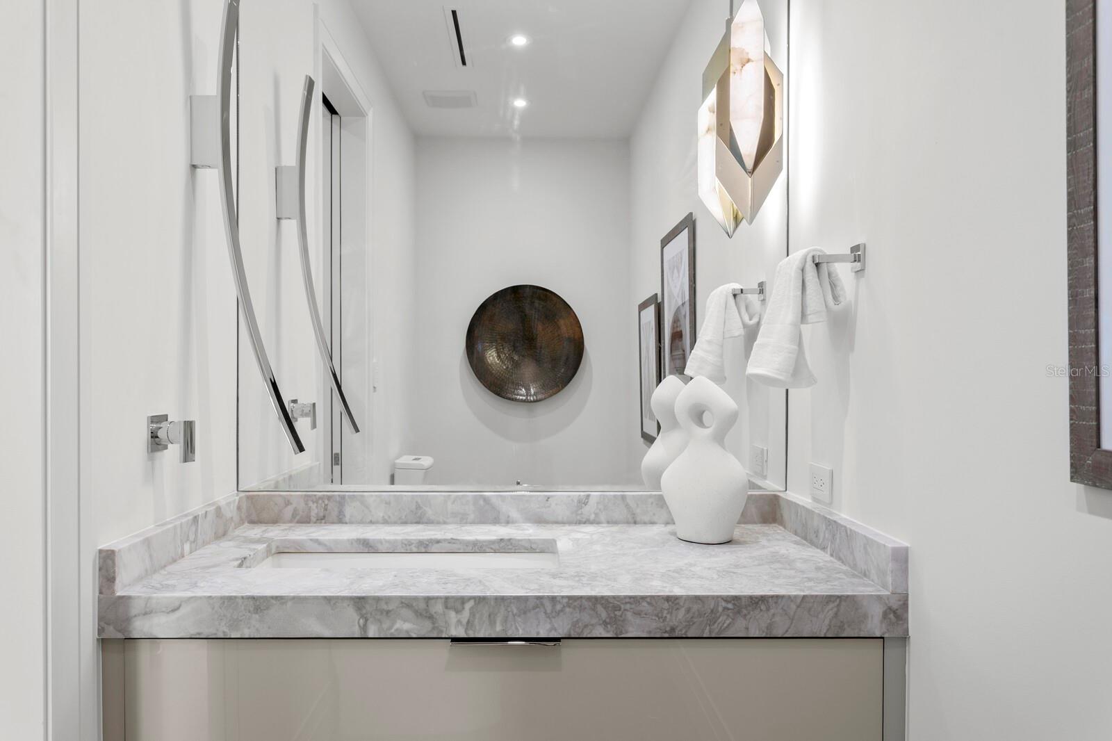 TB8471709 Property Photo