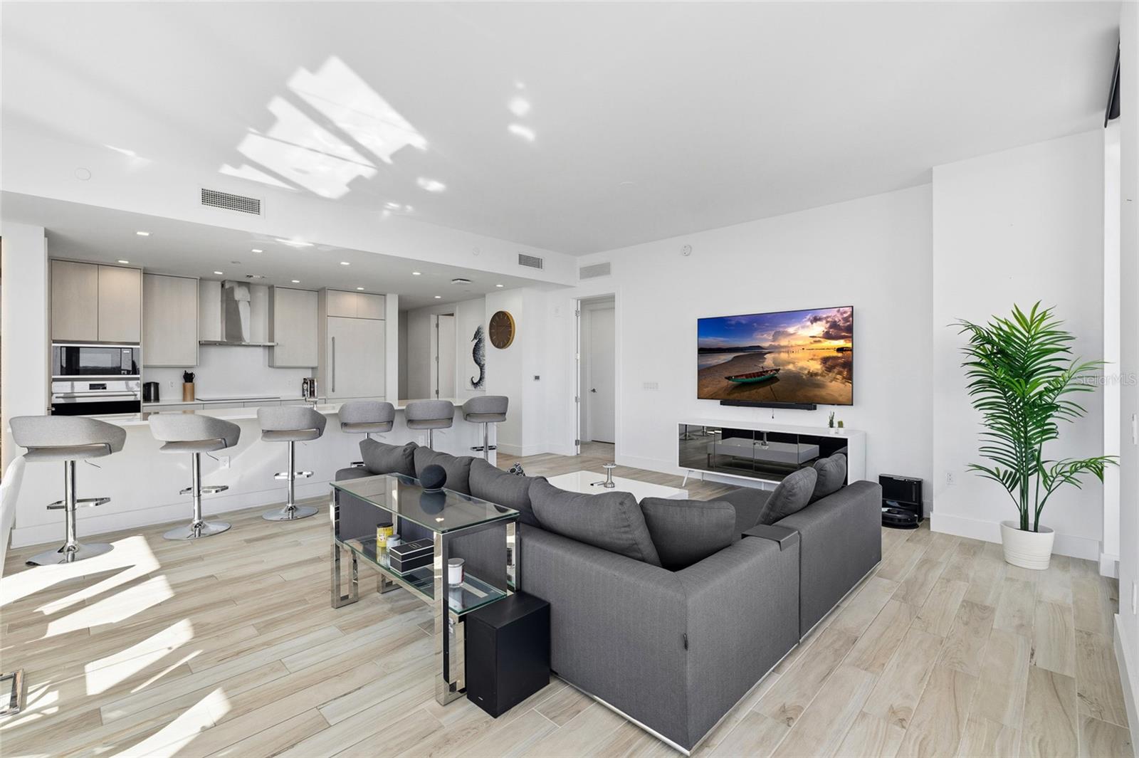 5120 MARINA WAY #8804, TAMPA, FL, 33611