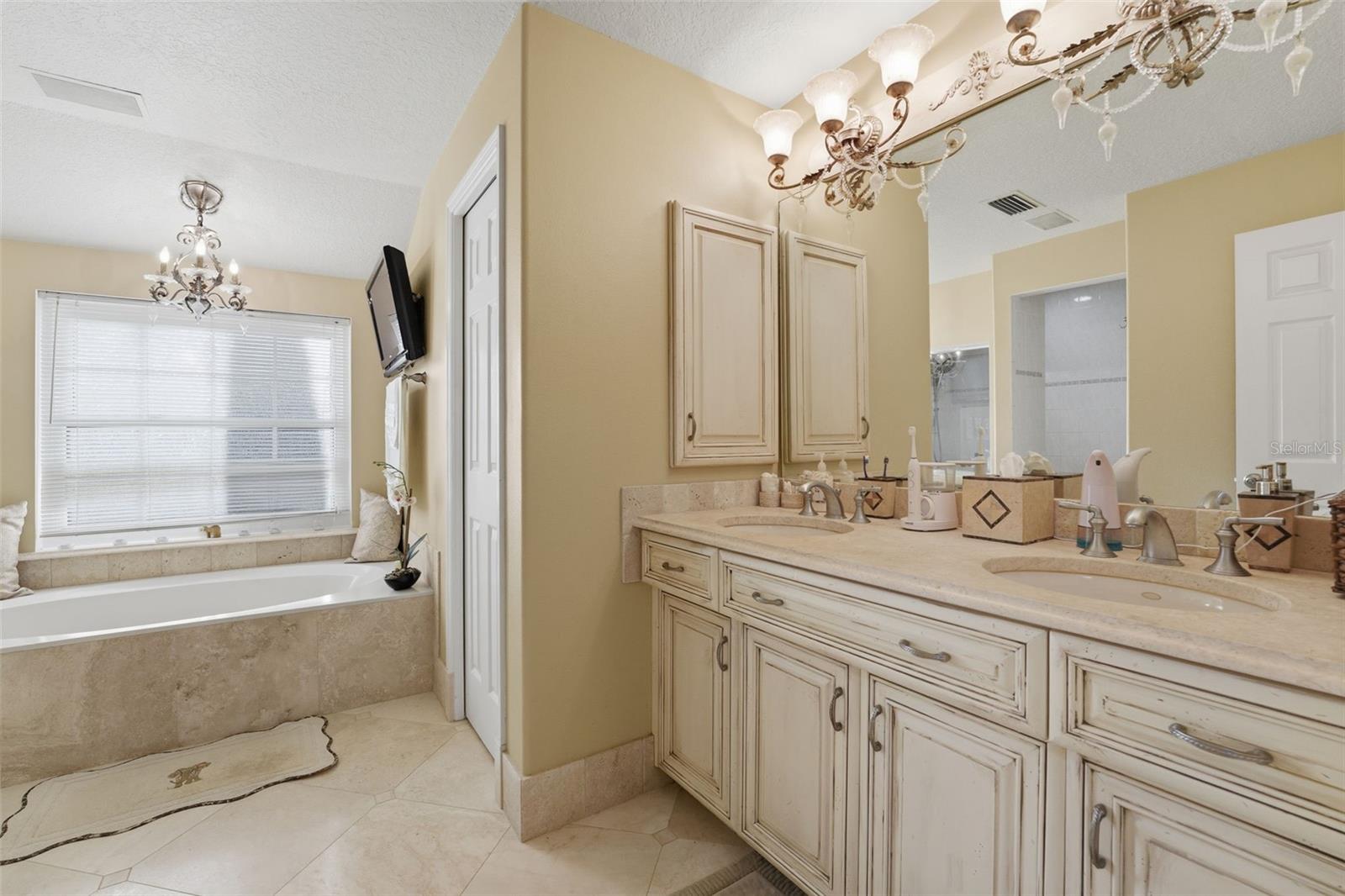 2304 GOYA DR, NOKOMIS, FL, 34275