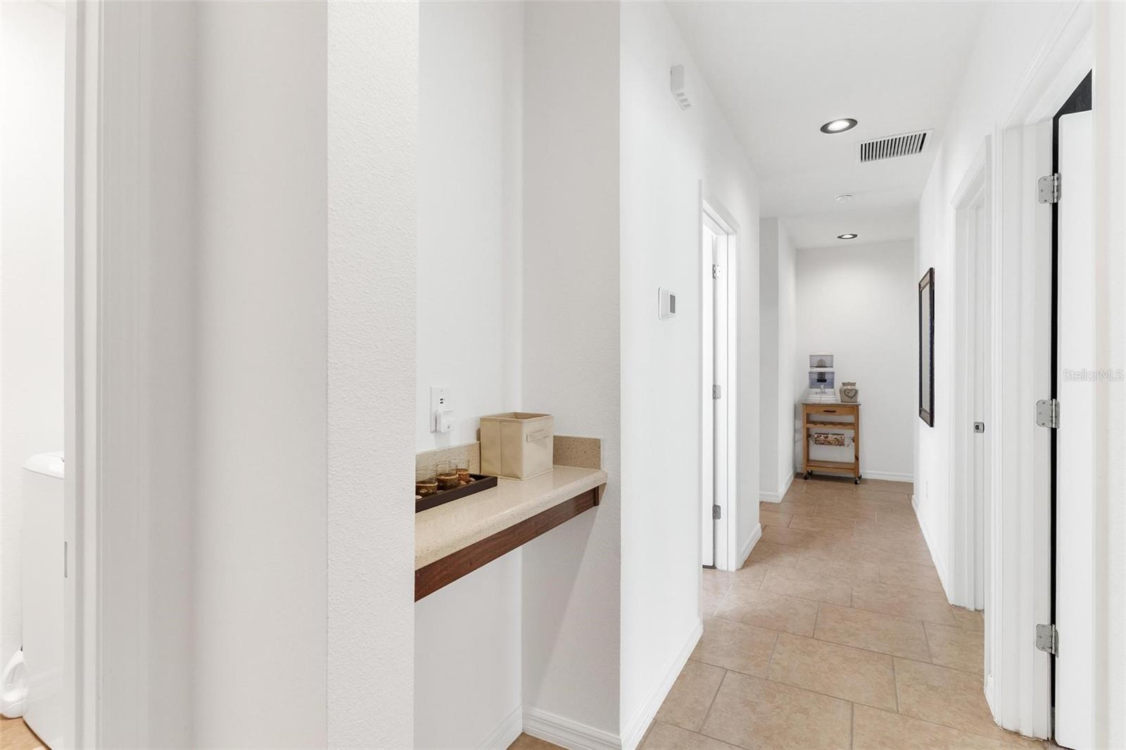 2032 SLOANS OUTLOOK DR, GROVELAND, FL, 34736