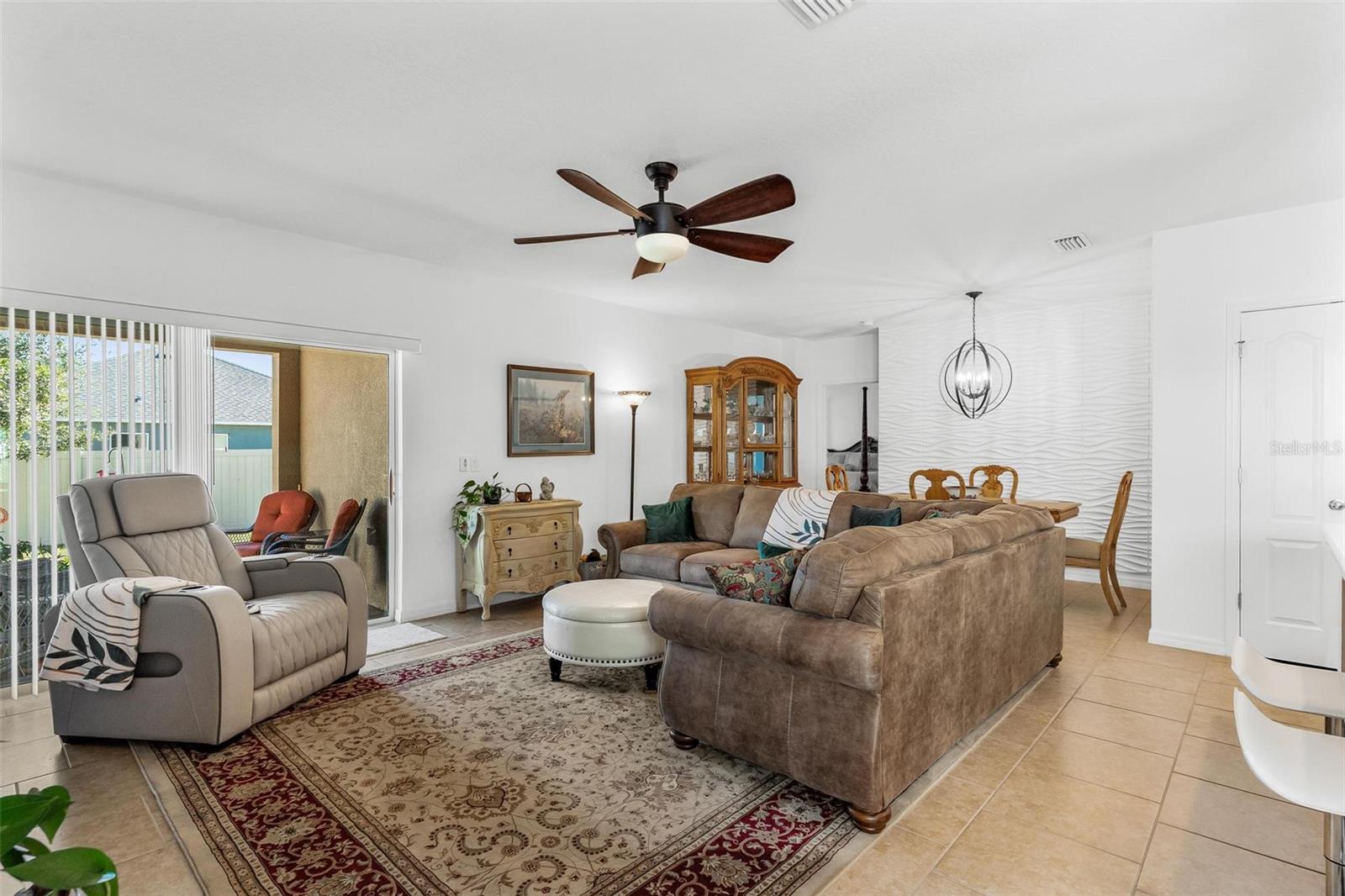 2032 SLOANS OUTLOOK DR, GROVELAND, FL, 34736