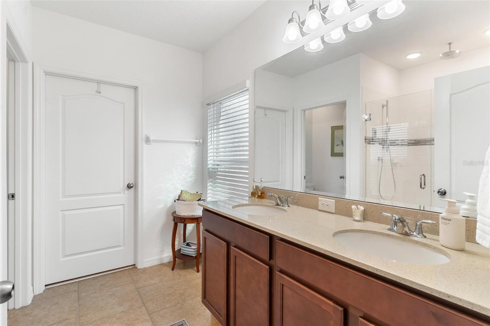 2032 SLOANS OUTLOOK DR, GROVELAND, FL, 34736