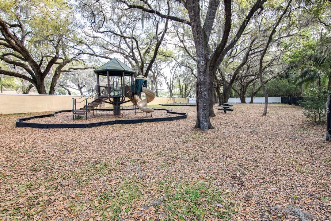 2469 LAKE WOODBERRY CIR, BRANDON, FL, 33510