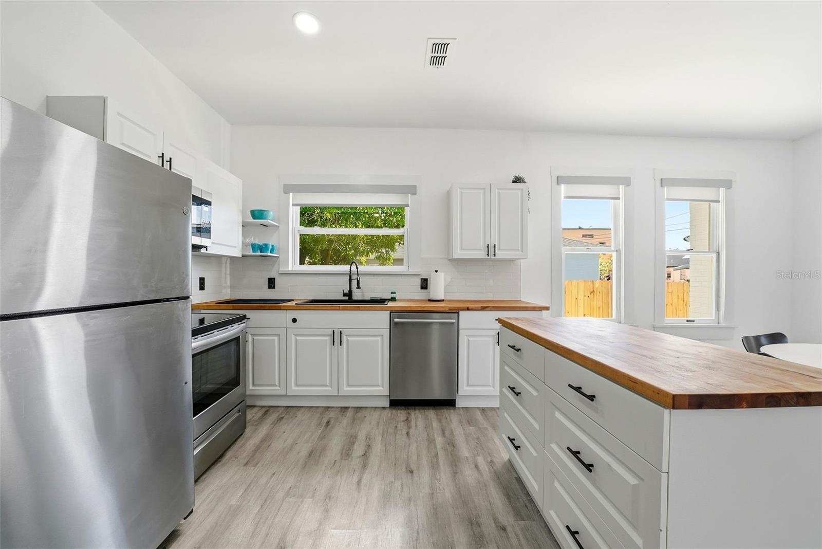 1024 E 19TH AVE, TAMPA, FL, 33605