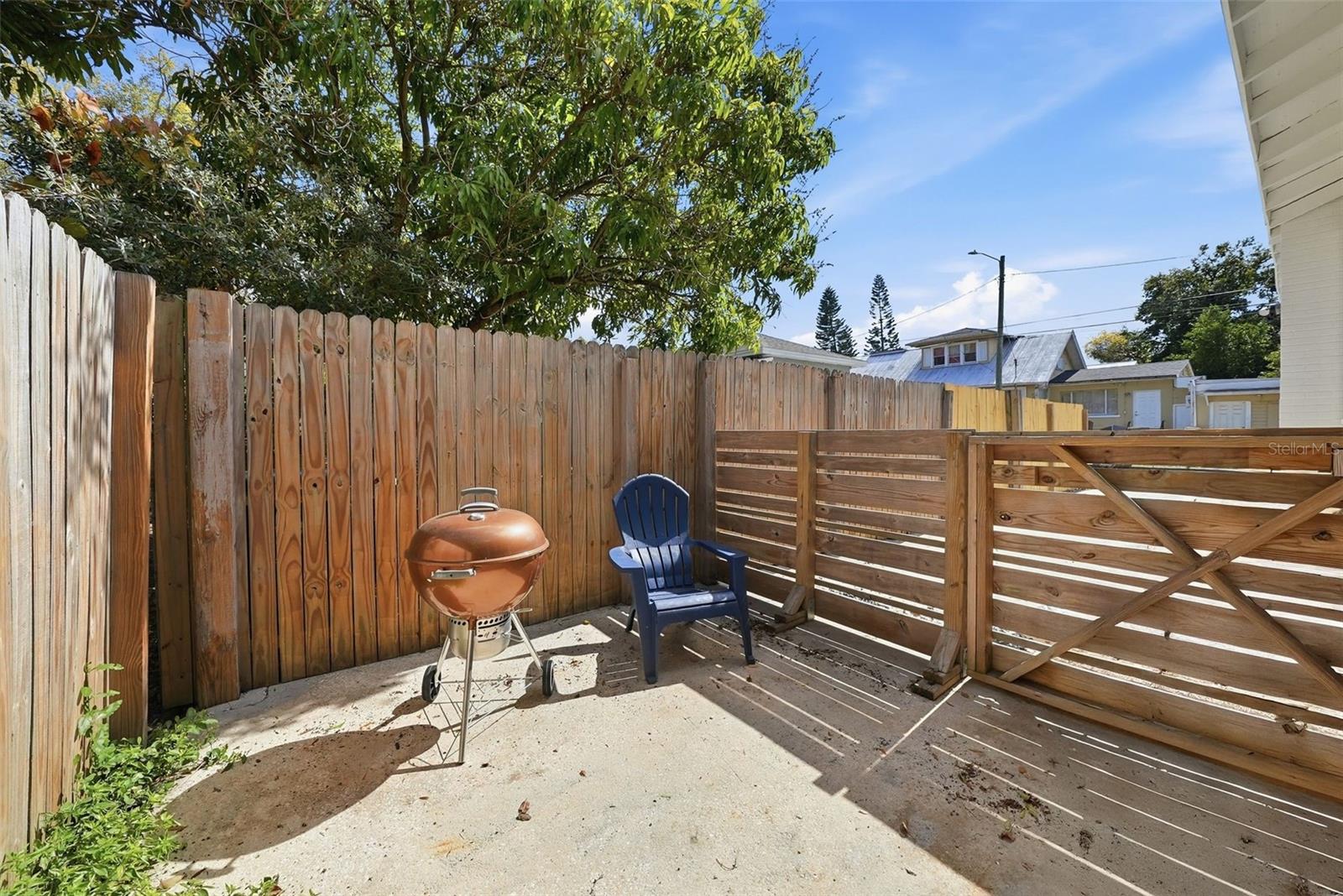 1024 E 19TH AVE, TAMPA, FL, 33605