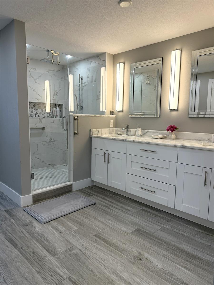 1 BEACH DR SE #1310, ST PETERSBURG, FL, 33701