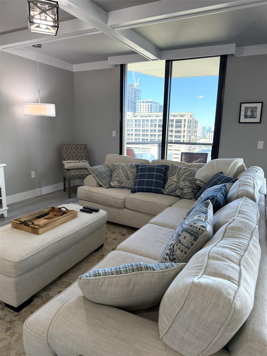 1 BEACH DR SE #1310, ST PETERSBURG, FL, 33701