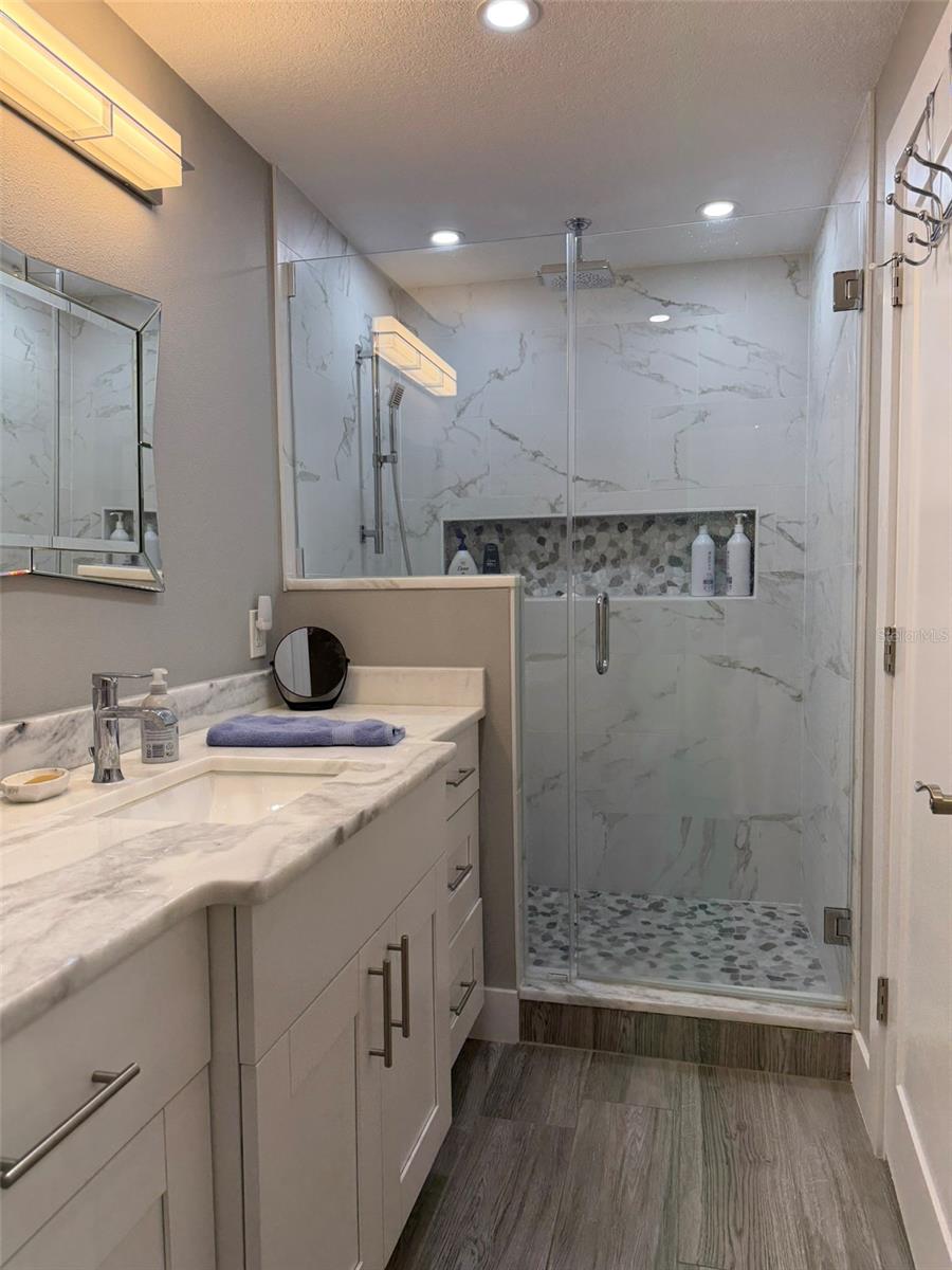 1 BEACH DR SE #1310, ST PETERSBURG, FL, 33701