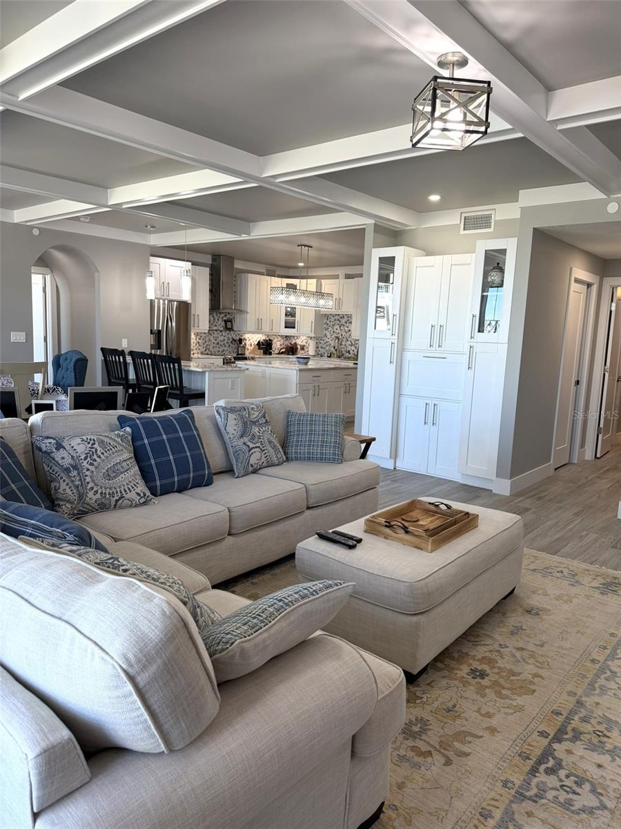 1 BEACH DR SE #1310, ST PETERSBURG, FL, 33701