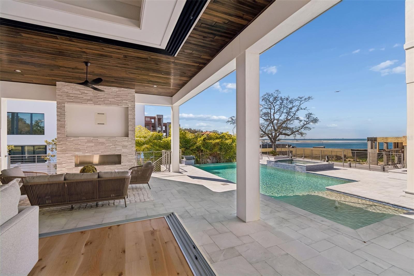 5032 W LONGFELLOW AVE, TAMPA, FL, 33629