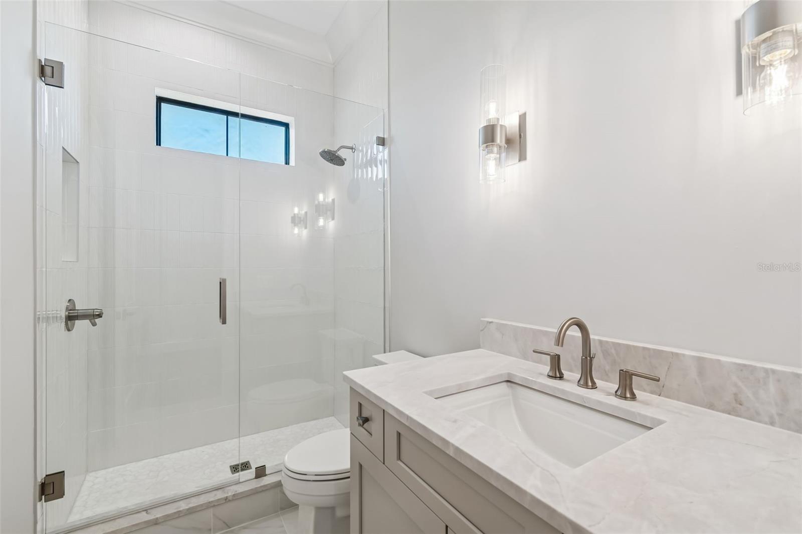 5032 W LONGFELLOW AVE, TAMPA, FL, 33629