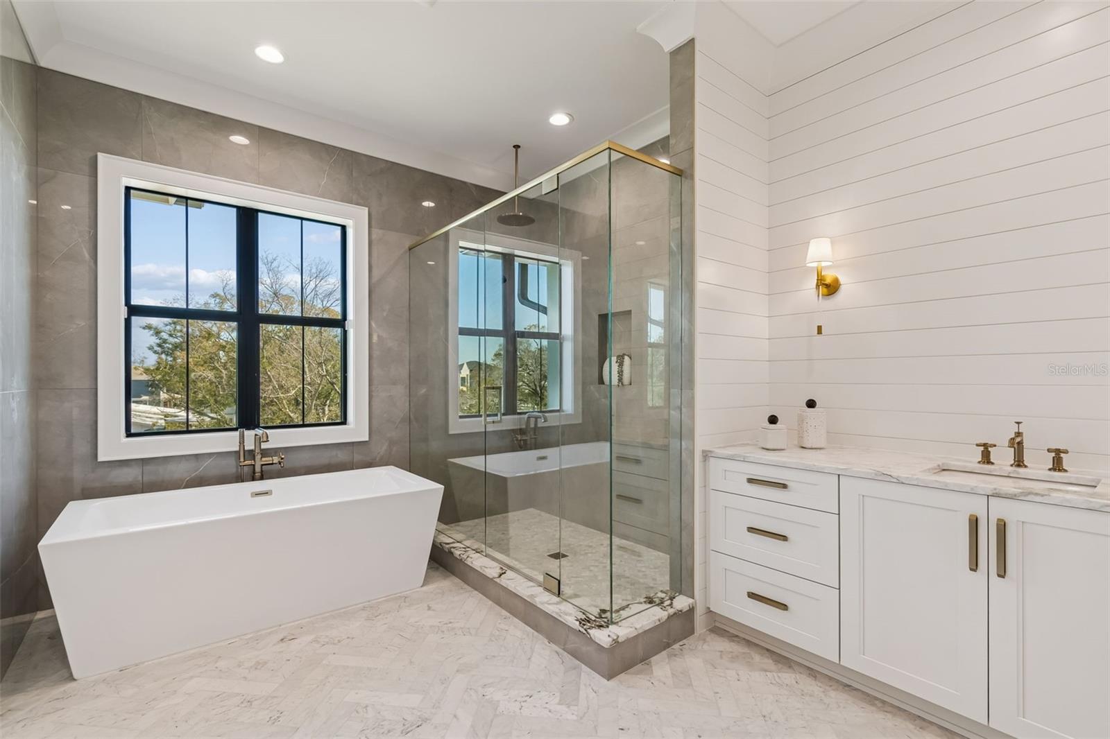 5032 W LONGFELLOW AVE, TAMPA, FL, 33629