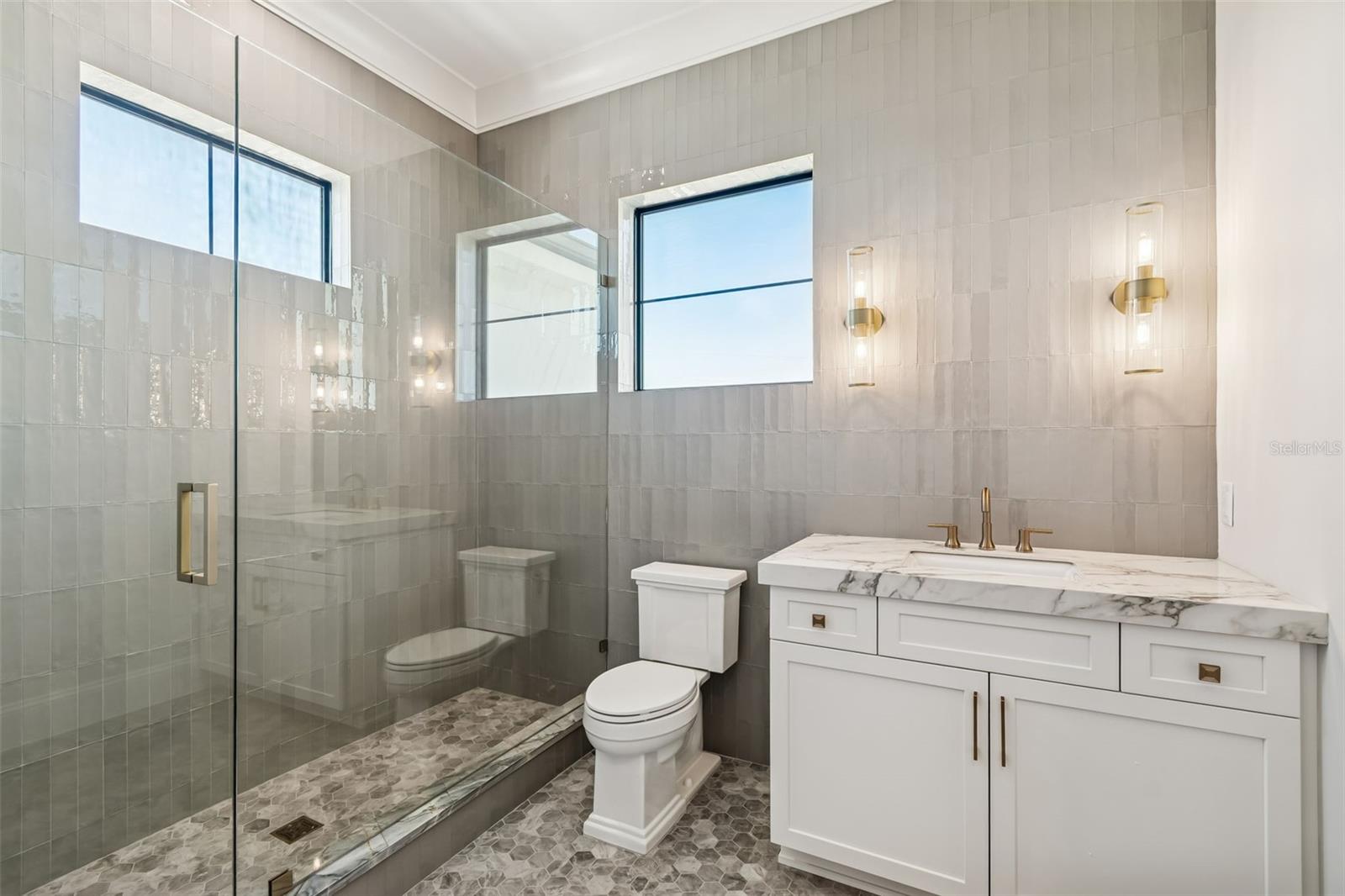 5032 W LONGFELLOW AVE, TAMPA, FL, 33629