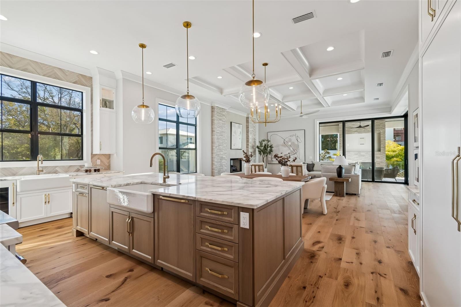 5032 W LONGFELLOW AVE, TAMPA, FL, 33629