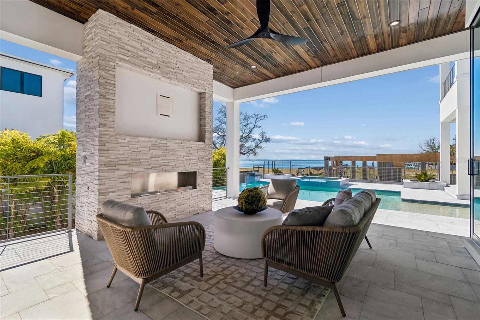 5032 W LONGFELLOW AVE, TAMPA, FL, 33629