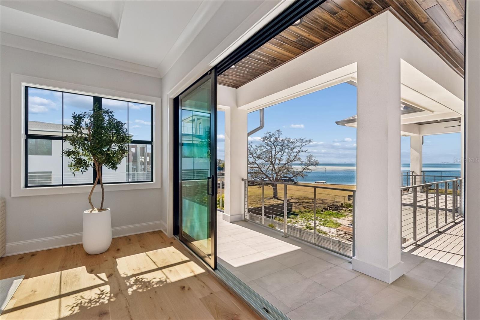 5032 W LONGFELLOW AVE, TAMPA, FL, 33629