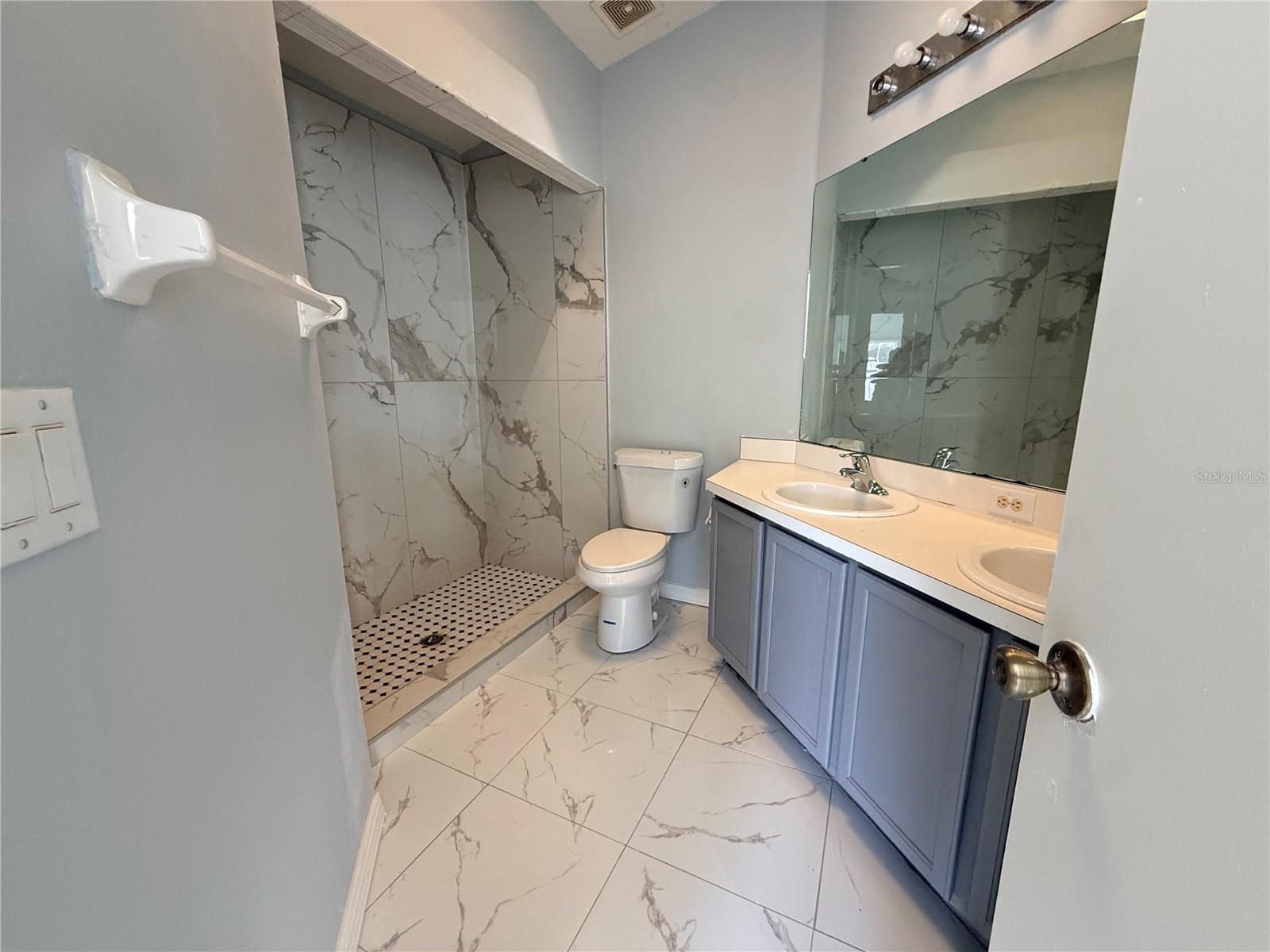 1104 SAIL CREEK DR, ORLANDO, FL, 32824