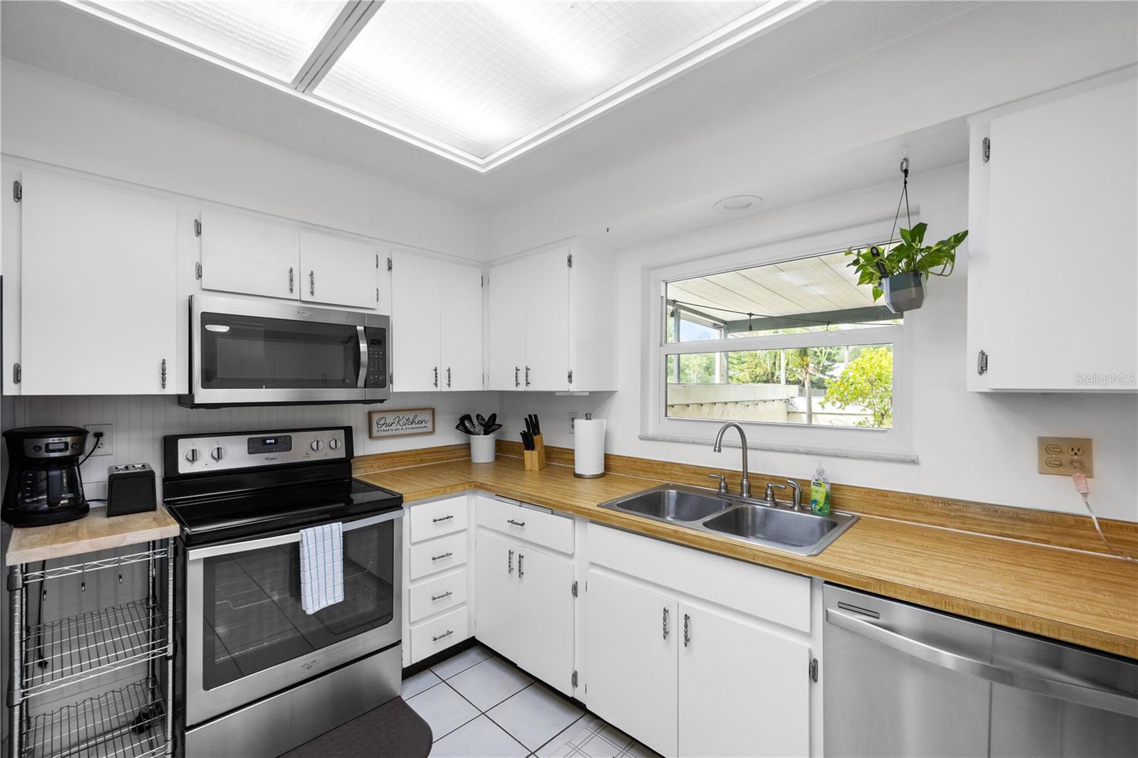 1554 GLEN CT #A, DUNEDIN, FL, 34698