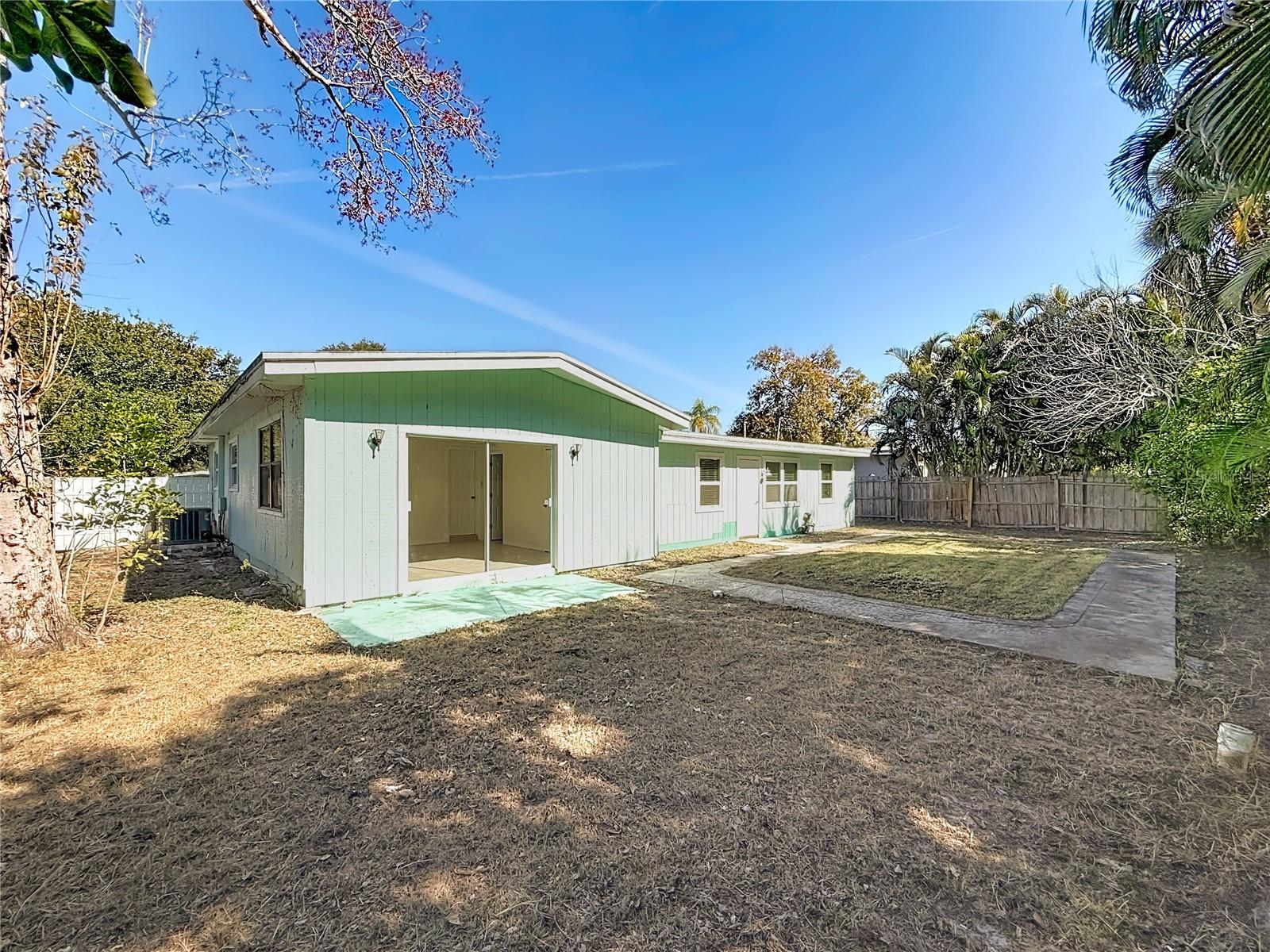 7250 12TH AVE N, ST PETERSBURG, FL, 33710